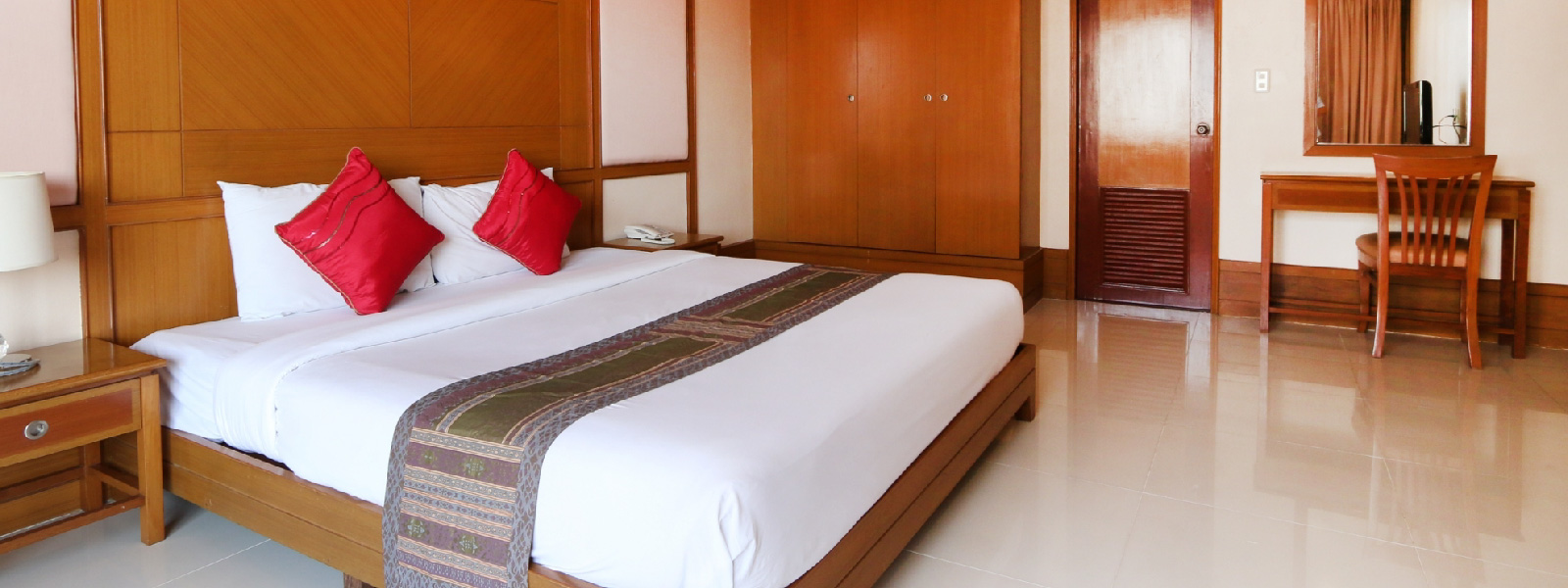 Mike Beach Resort Pattaya Beach Resort Resort In Pattaya - 