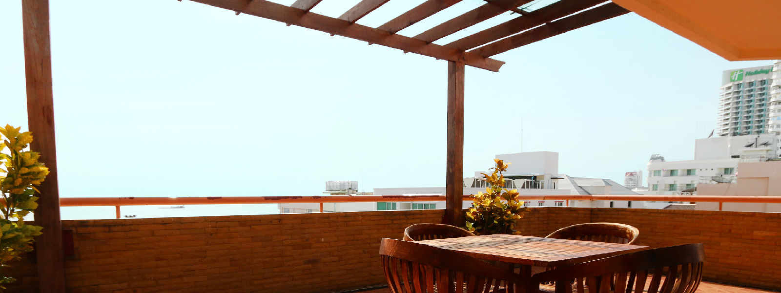 Mike Beach Resort